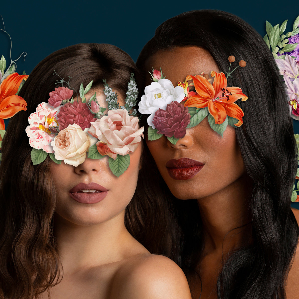 Zwei Frauen mit Blumen auf den Augen präsentieren ihre Lippen die mit dem Sublimatte Matte Liquid Lipstick von Mesauda Beauty geschminkt sind.