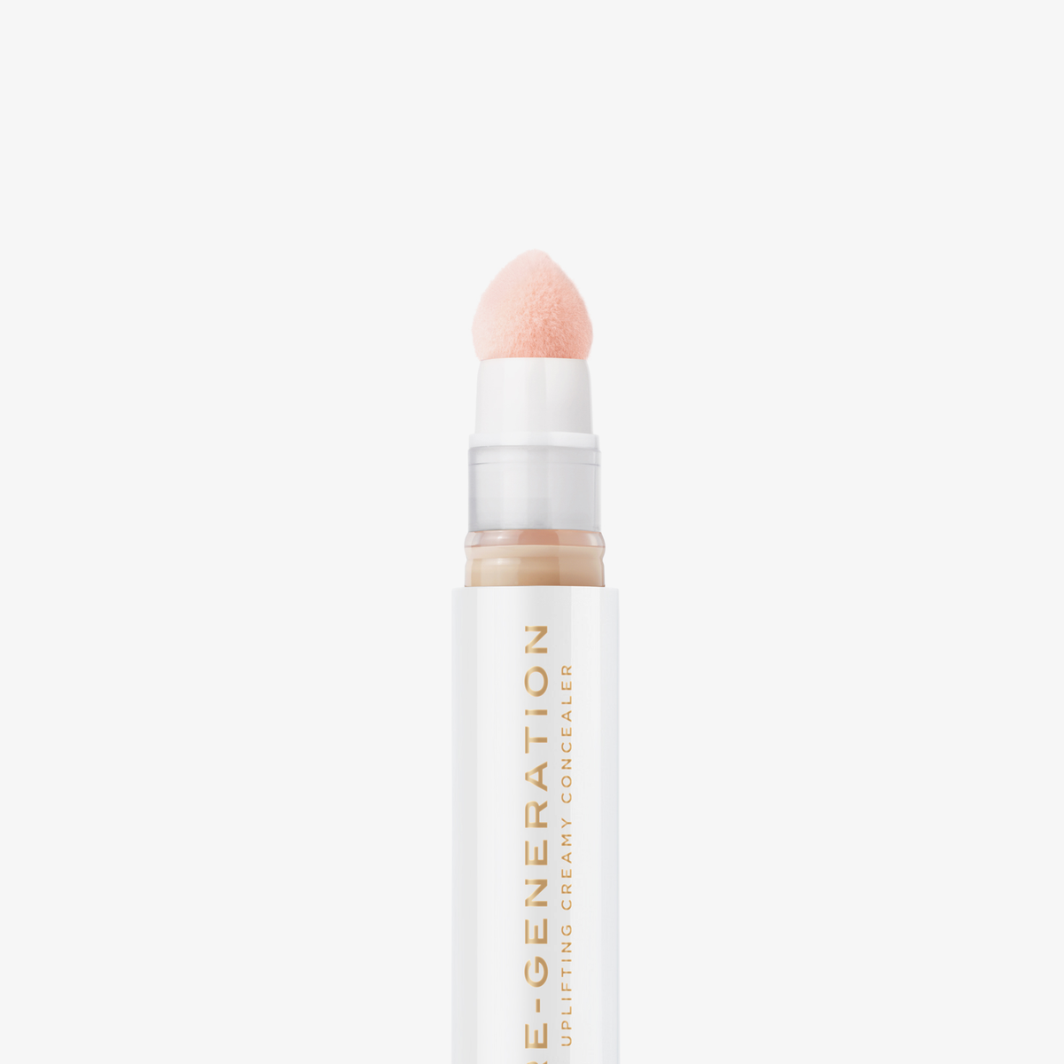 Nahaufnahme der weiß-goldenen Tube Re-Generation Concealer in der Farbe Light Ivory mit rosafarbener Schwammspitze – ideal für sehr helle Haut mit kühlem Unterton.