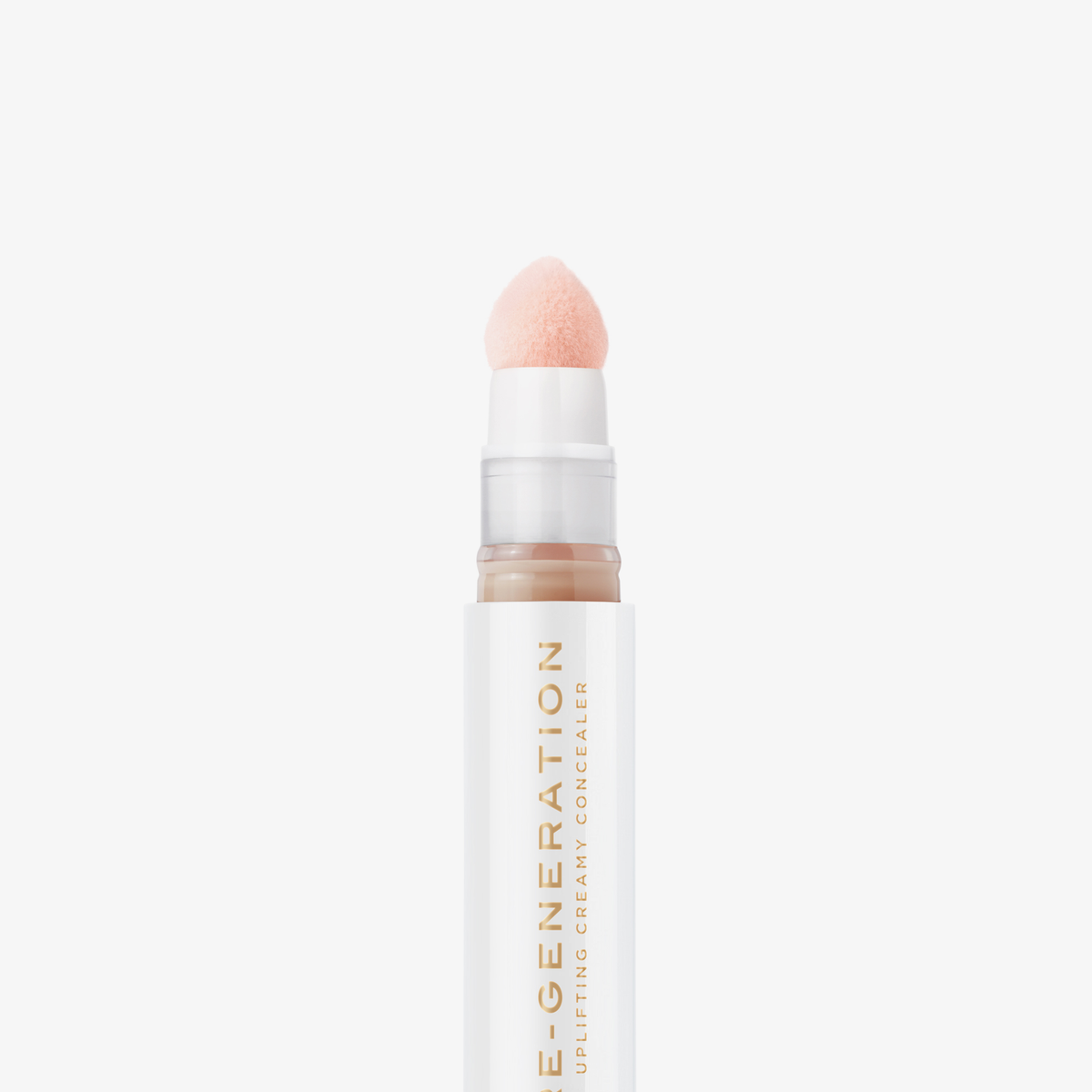 Nahaufnahme der weiß-goldenen Tube Re-Generation Concealer in der Farbe Light Peach mit rosafarbener Schwammspitze – geeignet zur Aufhellung und Farbkorrektur.