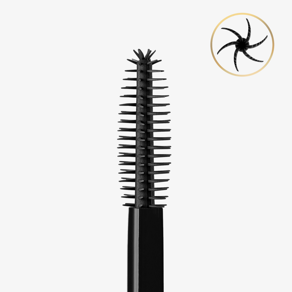 Eine Nahaufnahme der Vicious™ Mascara-Bürste mit spitzen Borsten, dargestellt vor einem schlichten weißen Hintergrund.