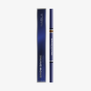 Auf weißem Hintergrund sind ein NABLA Brow Divine Augenbrauenstift und die dazu passende blaue Box abgebildet.
