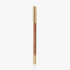 Ein NABLA Close-Up Lip Shaper Lippenkonturenstift in der Farbe Nude #2, einem natürlichen Rosé-Nude, mit goldener Kappe, senkrecht stehend vor weißem Hintergrund.