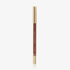 Ein NABLA Close-Up Lip Shaper Lippenkonturenstift in der Farbe Nude #4, einem warmen Rosenholzton, mit goldener Kappe, vor weißem Hintergrund.