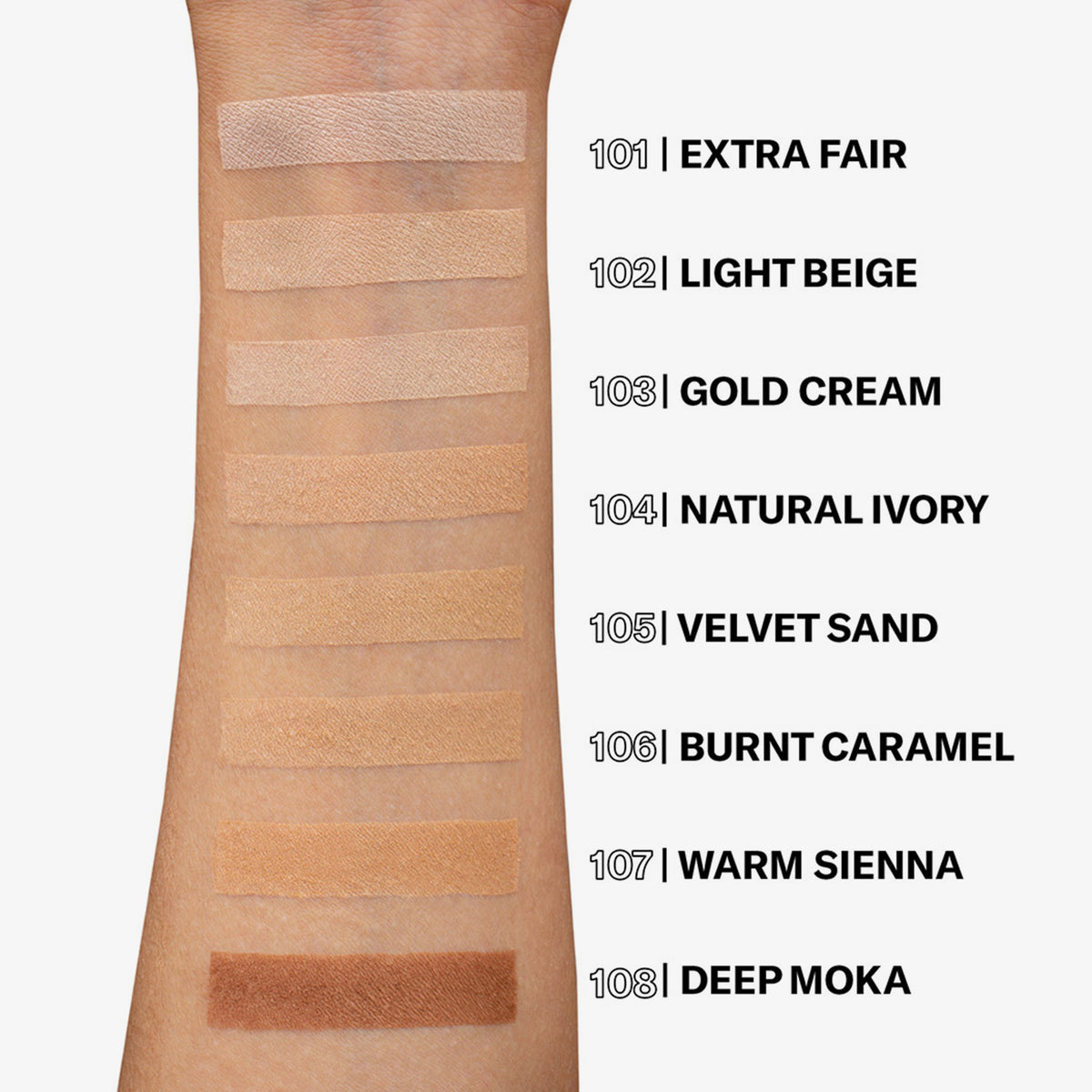 Auf einem Unterarm sind die Farb-Swatches des Mesauda Beauty Nude Venus Puders, daneben die Farbbezeichnungen.