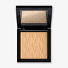 Das Puder Nude Venus von Mesauda Beauty in einer quadratischen Produktschale und integriertem Spiegel im Deckel und eingeprägtem M-Muster.
