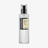 Eine durchsichtige Flasche Advanced Snail 96 Mucin Power Essence mit schwarzem Pumpspender vor weißem Hintergrund.
